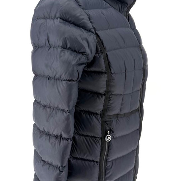 Michael Kors Packable Lightweight Down Fill Puffer Jacket Navy Size L - Picture 2 of 10
